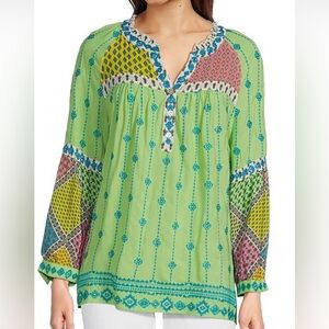 John Mark long sleeve V-neck top